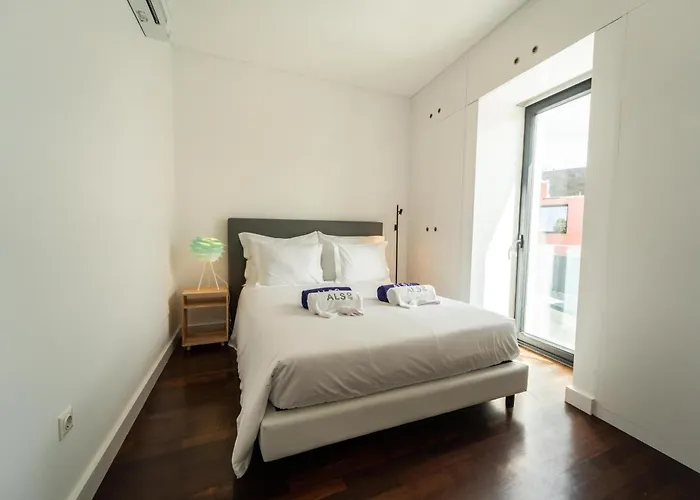 Oceanside Village 4 Lagoa (Azores)